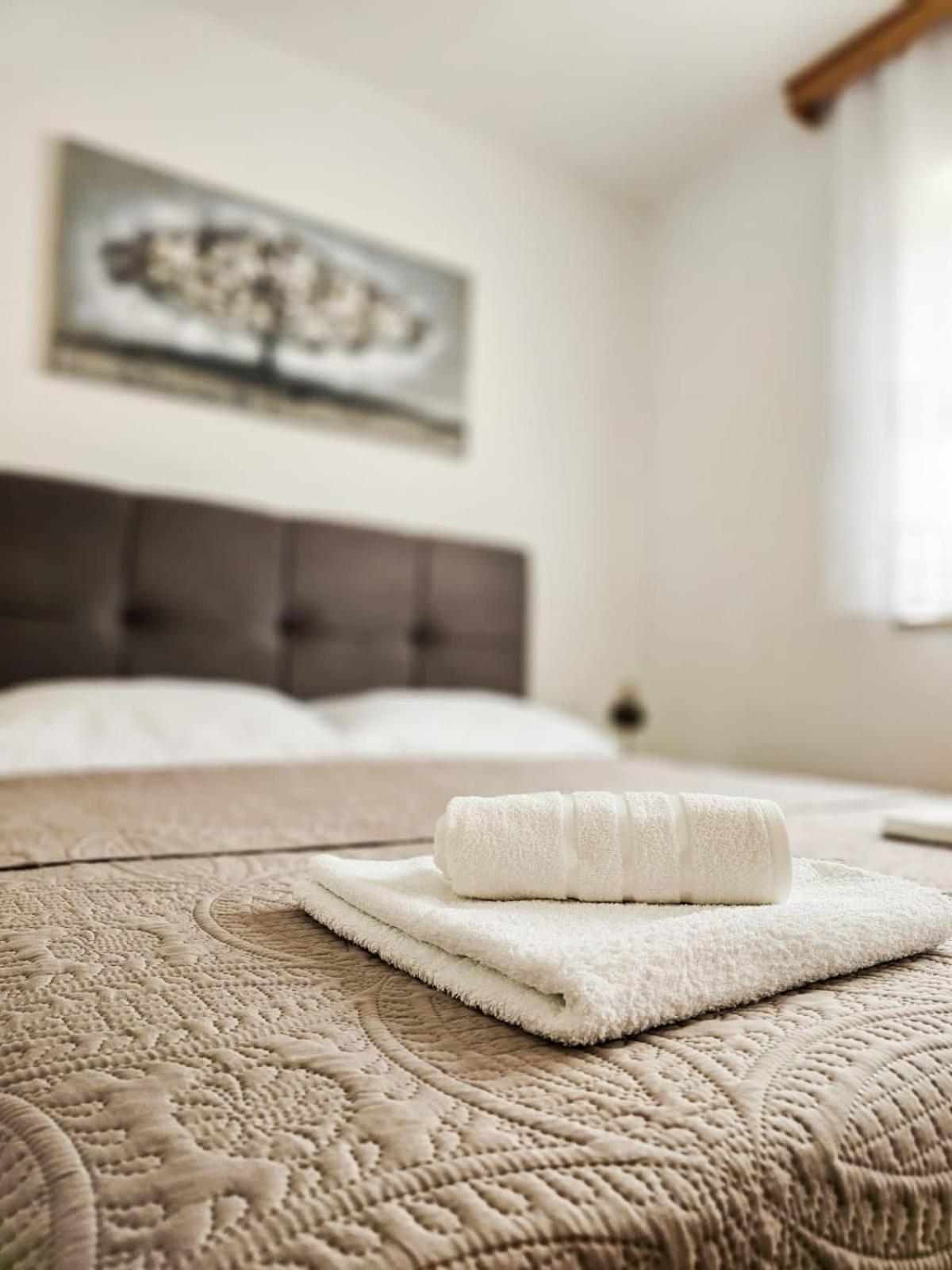 Apartments Karalic Ll Crikvenica Luaran gambar